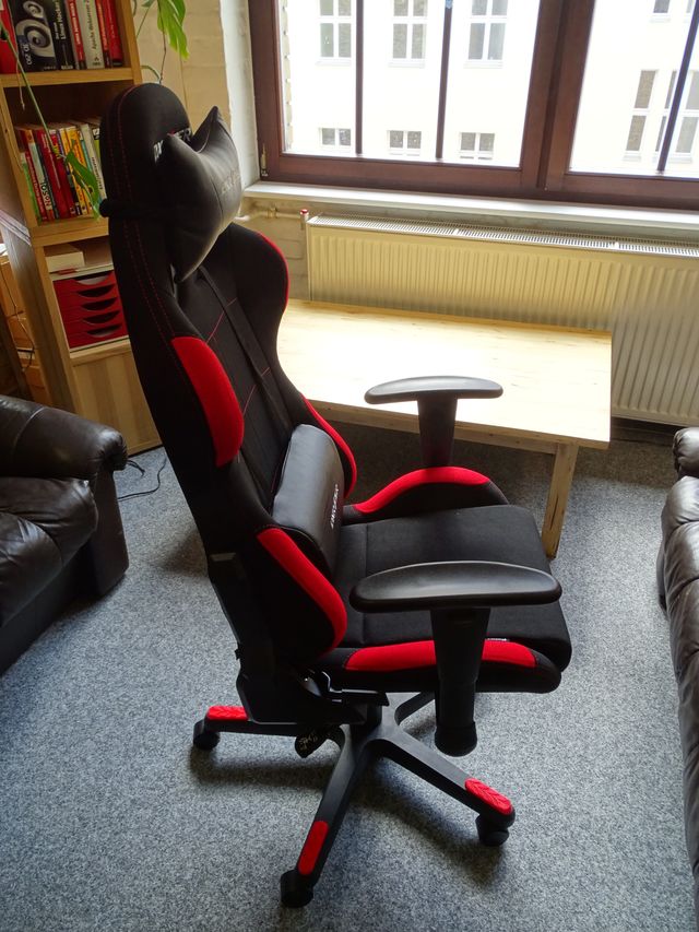 DX Racer Gaming Chair Test