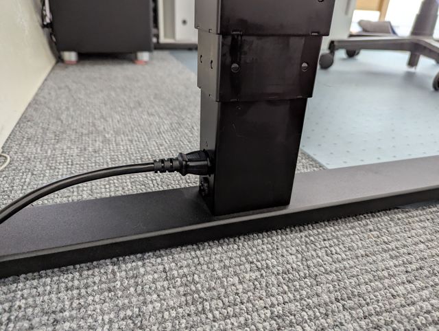 Secretlab Magnus Pro Stromversorgung